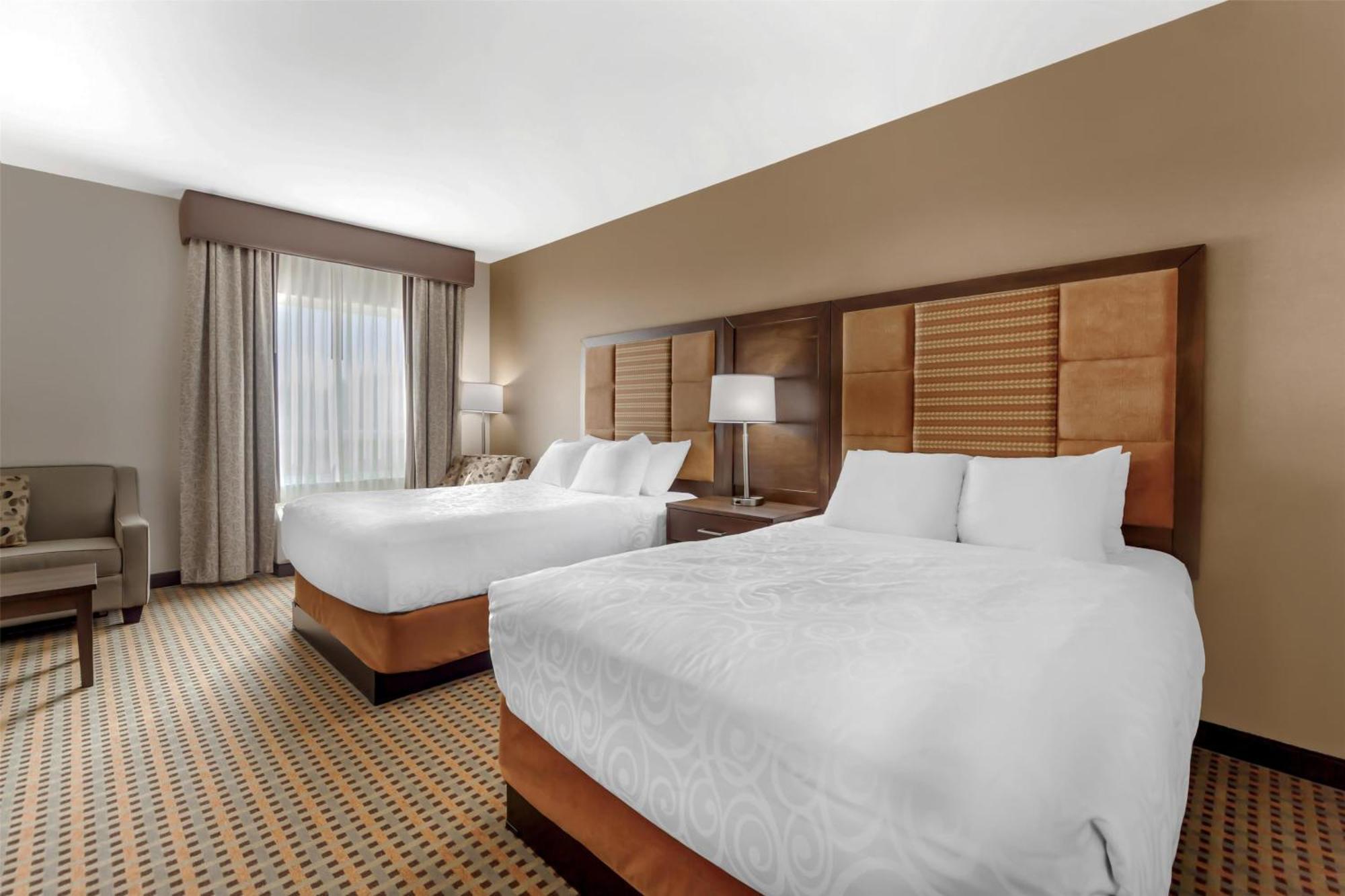 Best Western Plus Hinton Inn & Suites Ngoại thất bức ảnh
