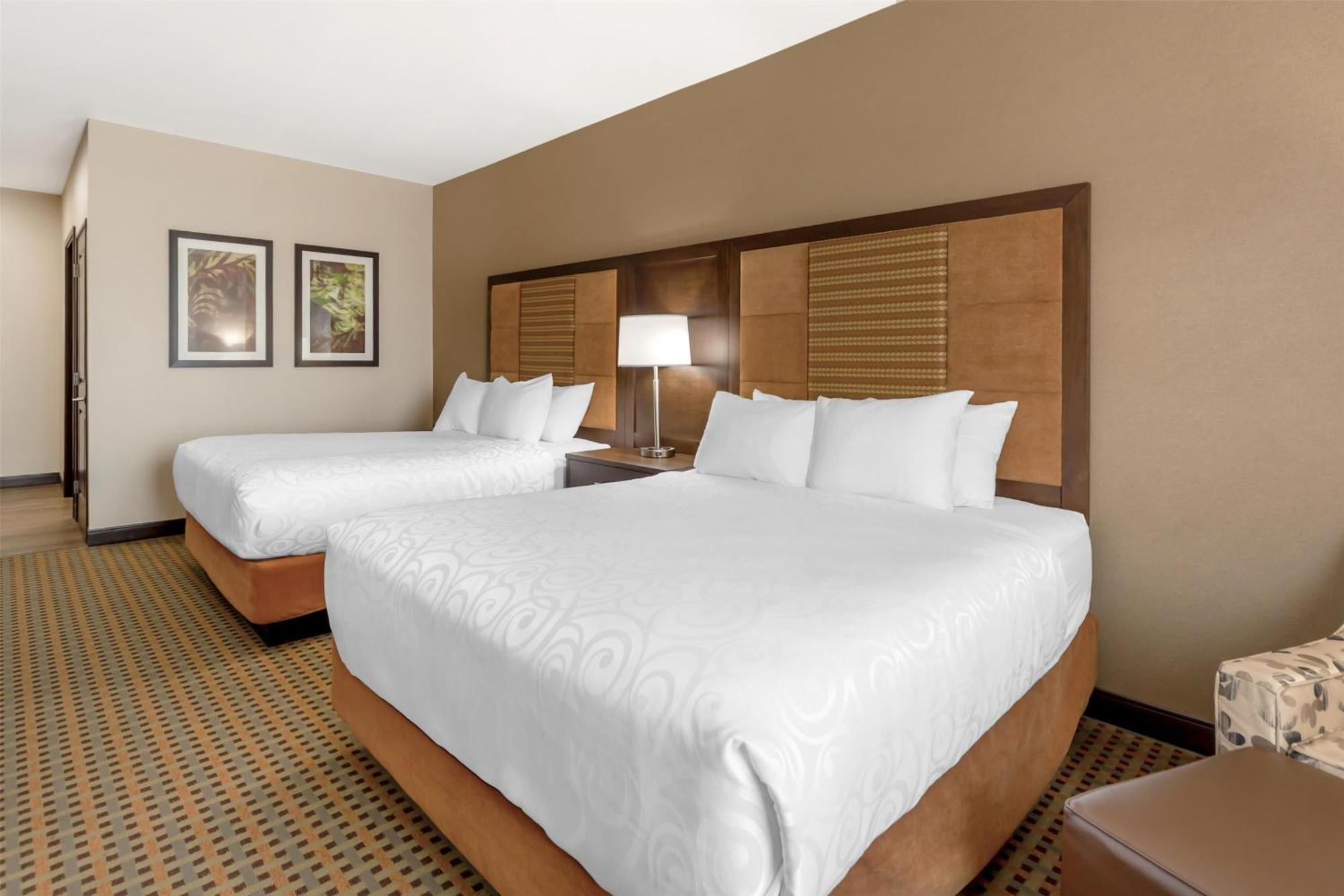 Best Western Plus Hinton Inn & Suites Ngoại thất bức ảnh