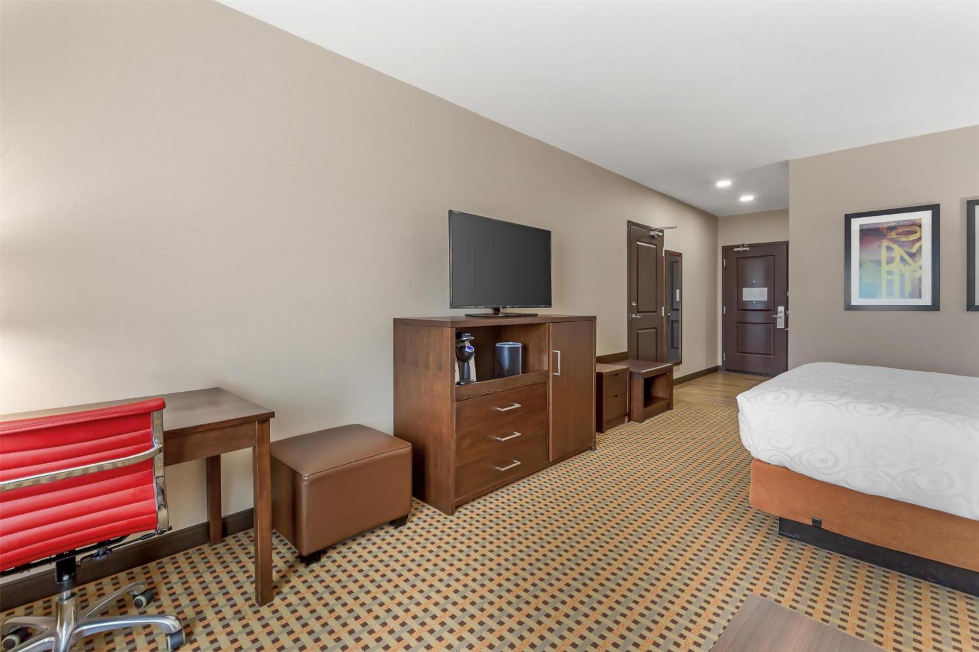 Best Western Plus Hinton Inn & Suites Ngoại thất bức ảnh