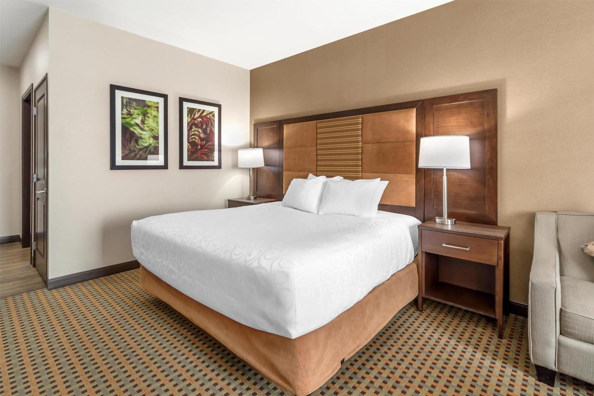 Best Western Plus Hinton Inn & Suites Ngoại thất bức ảnh