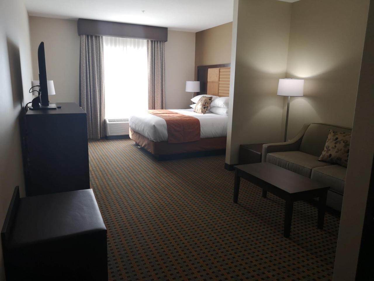 Best Western Plus Hinton Inn & Suites Ngoại thất bức ảnh