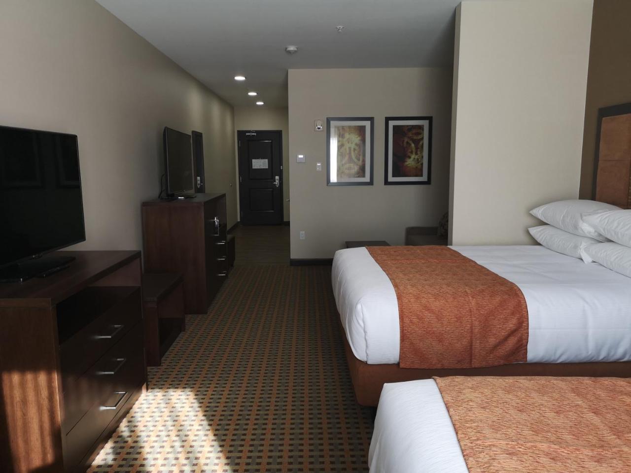 Best Western Plus Hinton Inn & Suites Ngoại thất bức ảnh