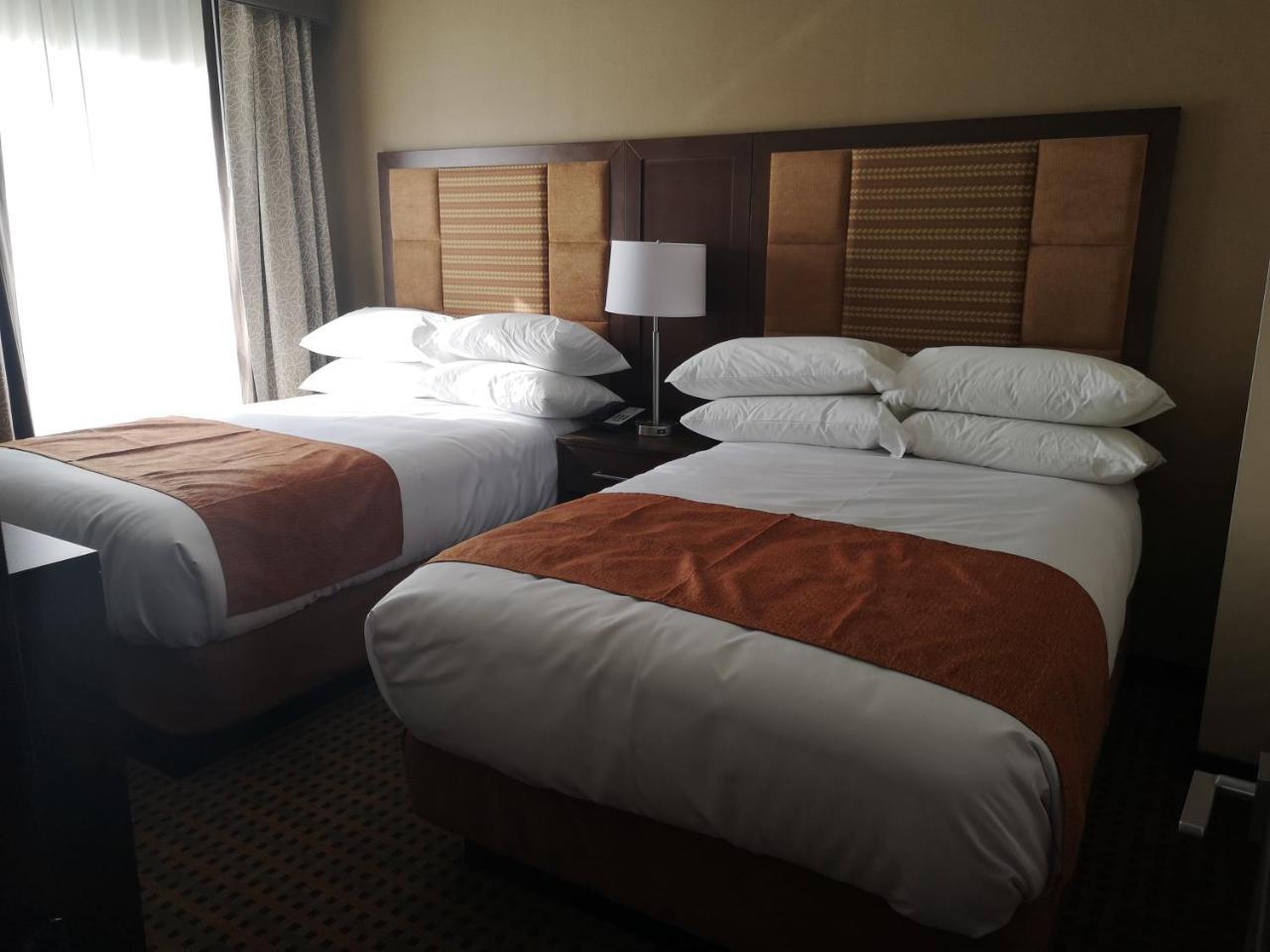 Best Western Plus Hinton Inn & Suites Ngoại thất bức ảnh